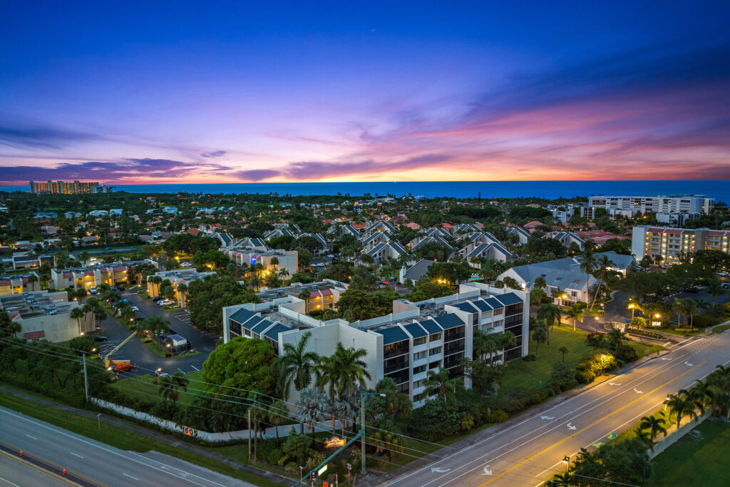 Jupiter Ocean and Racquet Club Photo 5 for Jupiter Ocean and Racquet Club Neighborhood Page